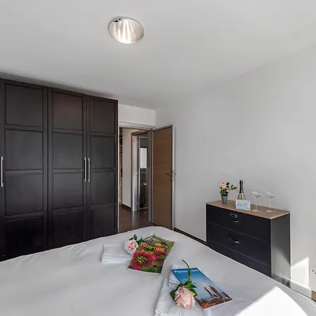 Appartement Art - Balcony And Parking - Happy Locarno
