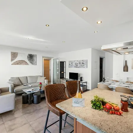 Appartement Art - Balcony And Parking - Happy Locarno