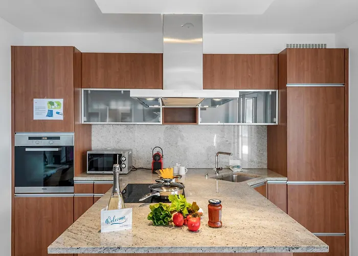 Апартаменты Art - Happy